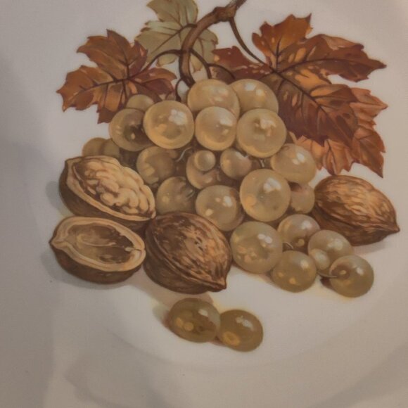 Harvest Plates 8" by Bareuther of Germany.Traditional Bavarian Vintage Serveware - Picture 4 of 7